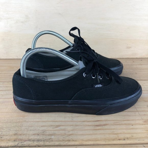 Vans Shoes - Vans Size 6 Black on Black